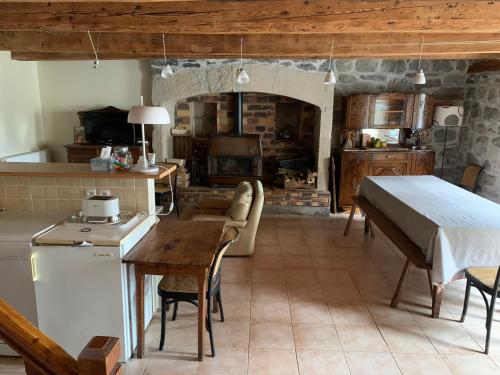 virtuve, Gîte des 2 Lacs (Gite des 2 Lacs) in Lagodvila