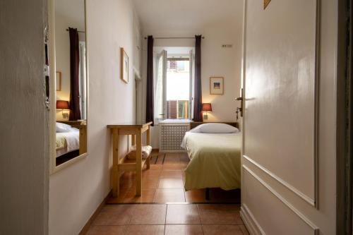 1 twin bed