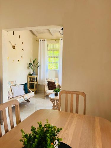 Entire Home - West Coast Barbados in Speightstown