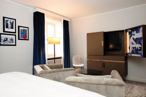 Hotel Elephant Weimar Autograph Collection - image 8