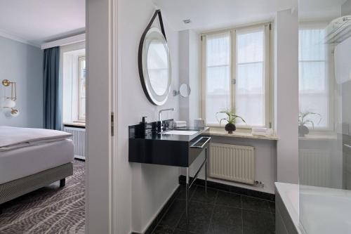 Hotel Elephant Weimar Autograph Collection - image 7