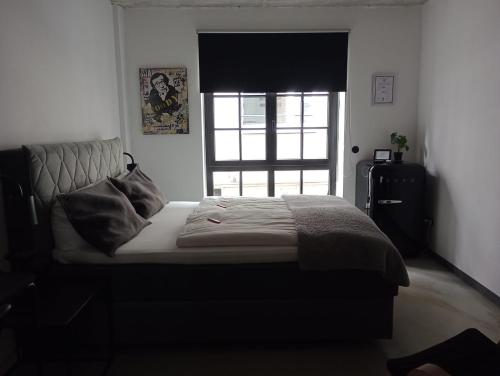 Apartment image 8