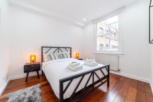 Penthouse 2BR duplex with Roof Terrace in Shoreditch, London (photo 6)