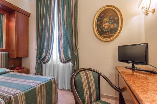 Raeli Hotel Luce - image 14