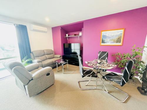 City Fringe Private Room - Your Urban Escape! in Phillpstown