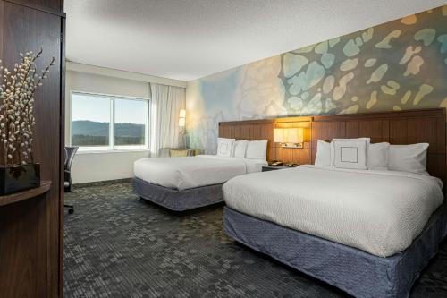 Courtyard by Marriott Asheville Airport in 弗萊徹(NC)