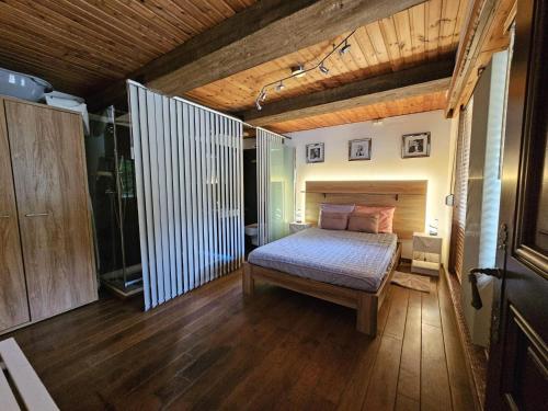 Farmhouse in Belgium with Lush Garden Retreat in 哈斯蒂埃拉沃