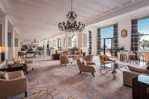로비, 더 웨스틴 드라고나라 리조트, 몰타 (The Westin Dragonara Resort, Malta) in 세인트줄리안스