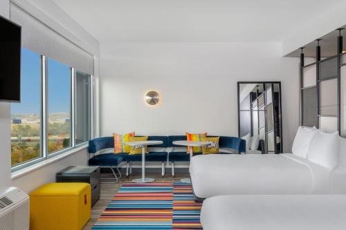Aloft Denver North Westminster - image 6