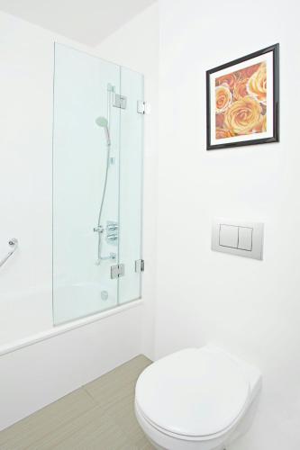 Courtyard by Marriott Budapest City Center - image 7