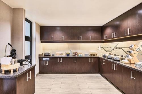 Residence Inn by Marriott Phoenix Gilbert - image 3