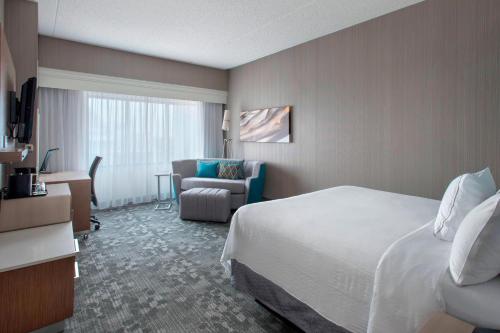 Courtyard by Marriott Newark Elizabeth - image 10