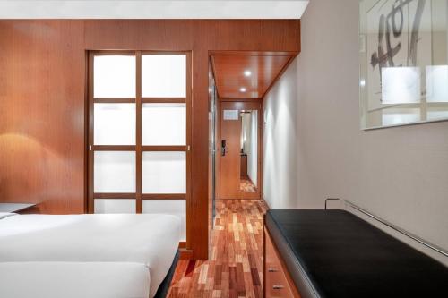 AC Hotel La Rioja - main image