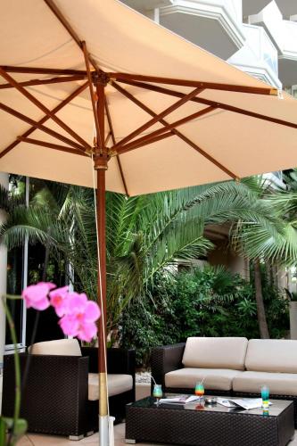 AC Hotel by Marriott Ambassadeur Antibes - Juan Les Pins - image 7