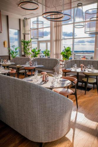 AC Hotel by Marriott Paris Le Bourget Airport - image 7