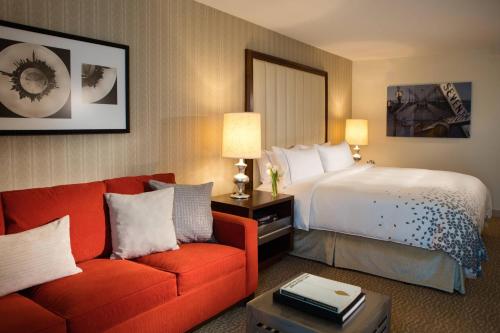 Renaissance Newark Airport Hotel in Elizabeth, USA