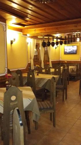 Chuchura Family Hotel - main image