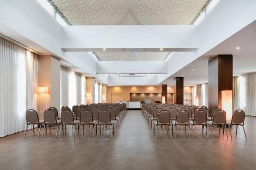 AC Hotel Oviedo Forum - image 11