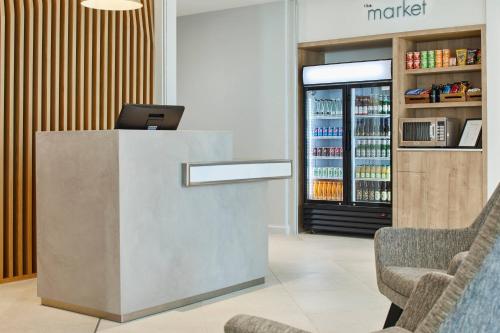 Courtyard by Marriott Oxford City Centre - image 3