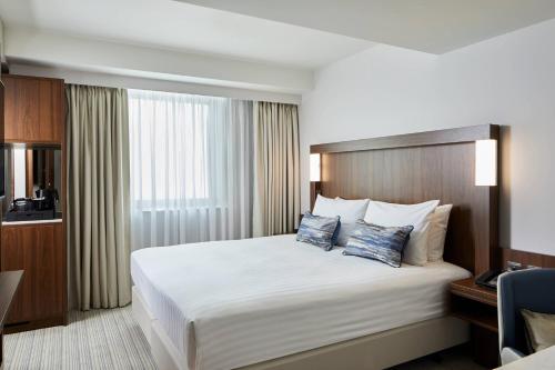 Courtyard by Marriott Oxford City Centre - image 11