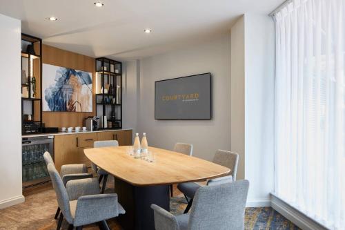 Meeting room / ballrooms, Courtyard by Marriott Oxford City Centre in Oxford