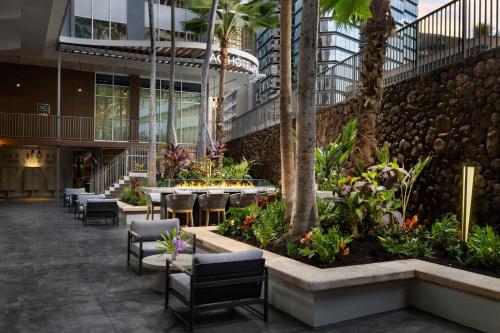 Facilities, AC Hotel Honolulu near Contemporary Museum