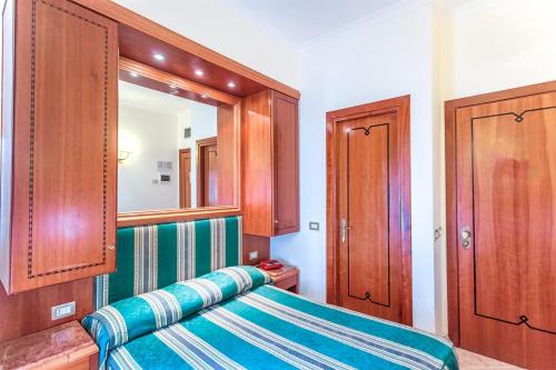 Raeli Hotel Lazio - image 10