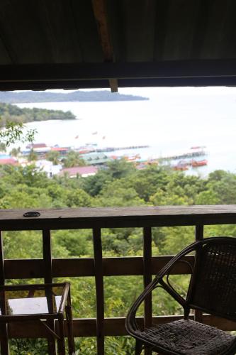 Sea Views bungalow kohrong in Koh Rong