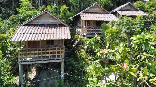 Sea Views bungalow kohrong in Koh Rong