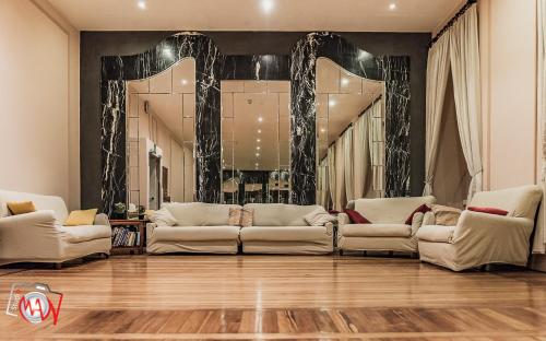 Pub/Lounge, Hotel Moderno in Lecco