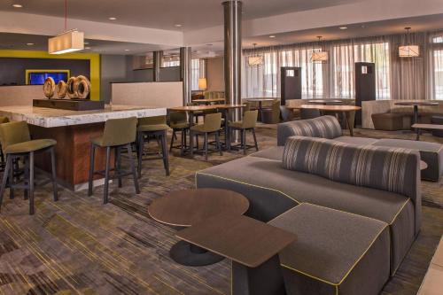 大堂, Courtyard by Marriott Fredericksburg Historic District in 弗雷德里克斯堡市中心
