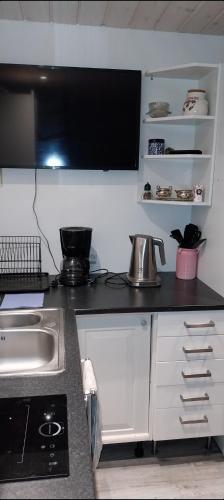 Hos Jurate in เฟเกอเนส