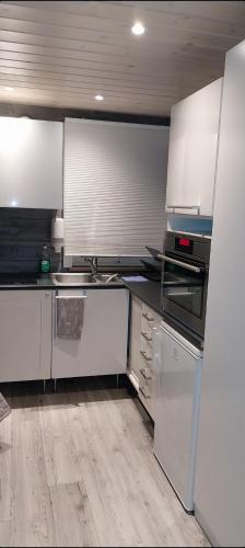 Hos Jurate in เฟเกอเนส