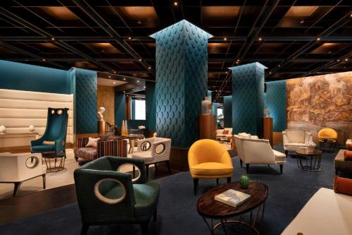 Sina Bernini Bristol - image 10