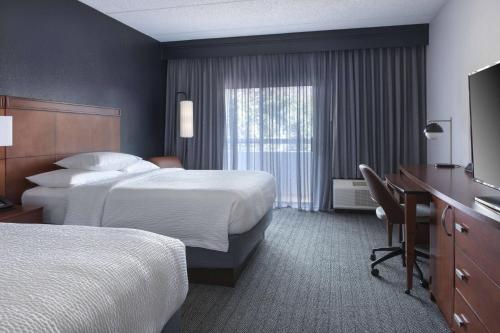 Courtyard by Marriott Norwalk in Norwalk, USA