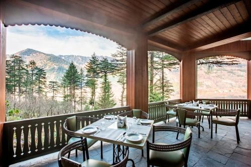 Restaurant, Heritage Satikva Resorts in Bharhka