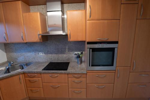 廚房, Holiday apartment at Schillerfelsen in 達恩