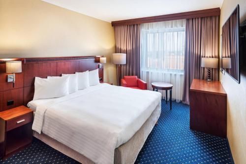 Courtyard by Marriott Prague City - image 5