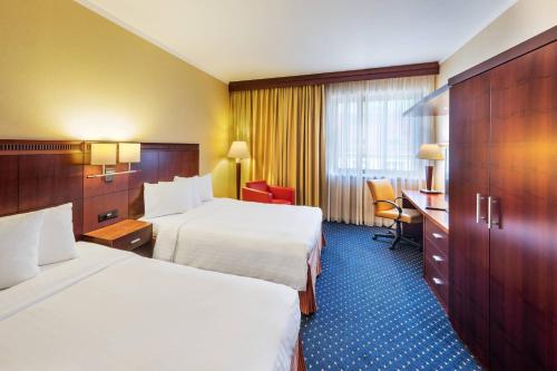 Guest room, 2 Doubles image 2