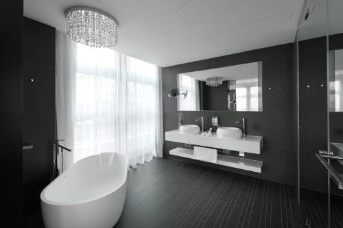 Kameha Grand Zurich Autograph Collection - image 3