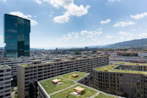 Renaissance Zurich Tower Hotel - image 5
