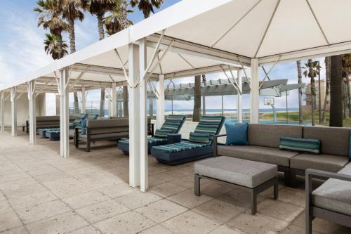 Pier South Resort Autograph Collection - image 4