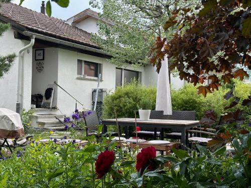Ferienwohnungen im Chasa Stefania, Bergblicktraum mit Garten Spa und Sauna in Scuol
