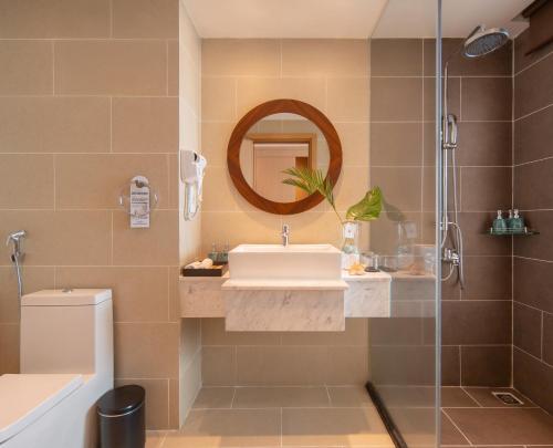 room detail thumbnail 2