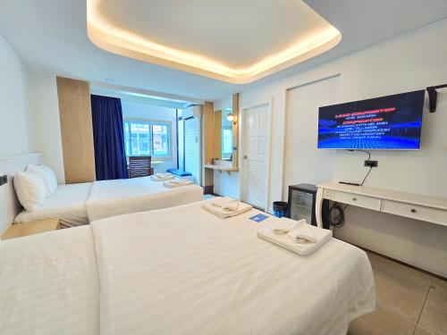 room detail thumbnail 0