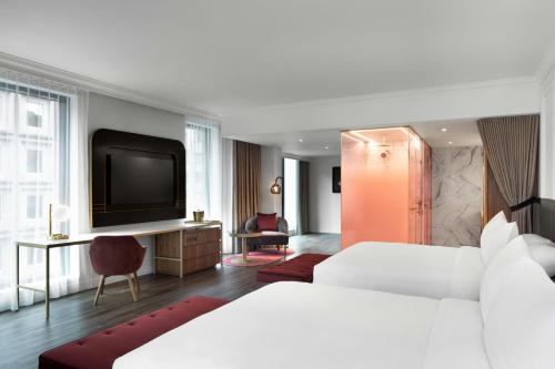 HONEYROSE Hotel Montreal a Tribute Portfolio Hotel - image 2