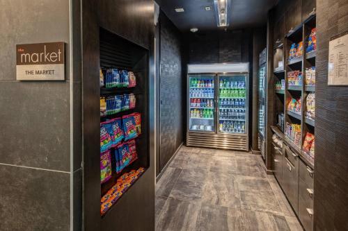 Courtyard by Marriott Dulles Airport Herndon - image 9