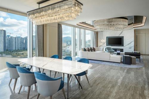 Renaissance Zhuhai Hotel