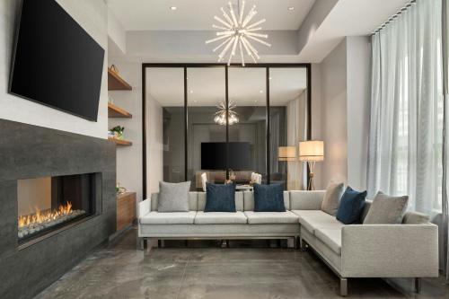 Courtyard by Marriott St Paul Downtown - image 3