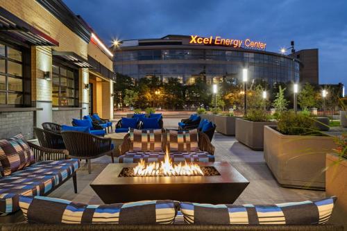 Courtyard by Marriott St Paul Downtown - image 7